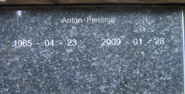 PIETERSE Anton 1965-2009