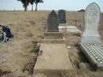 Mpumalanga, AMERSFOORT district, Schulpspruit 60 HS_1, Winkelhaak, Oosthuizen family cemetery