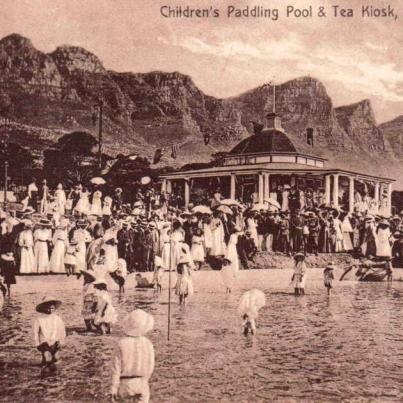 Camp's Bay, Paddling pool