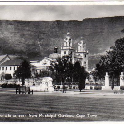 Cape Town Table Mountain as seen from the Municipal Gardens