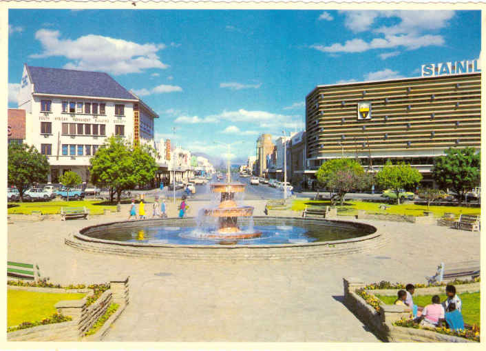 QUEENSTOWN - The Hexagon & Cathcart Street QUEENSTOWN - The Hexagon & Cathcart Street