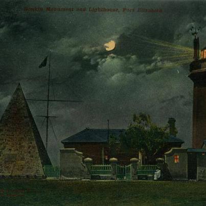 Donkin Monument &amp; Light house, PE