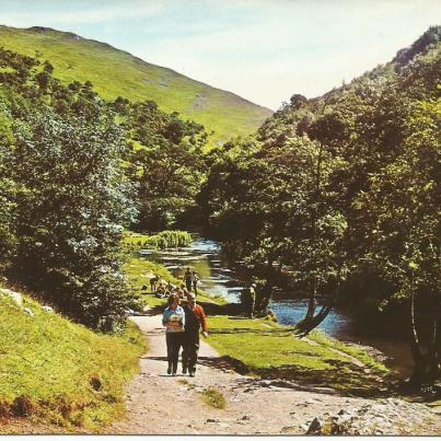 Dovedale, Approach to Lover's Leap