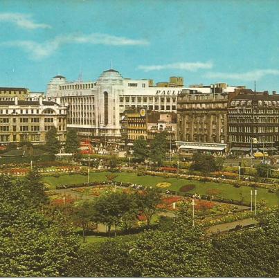 Manchester, Piccadilly Gardens