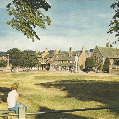 Worcestershire, Broadway, Cotswold Houses