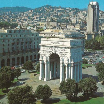 Genoa_ Place de Vittoria